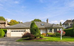 10536 Birchtree Grove Surrey, BC V4N 1V7