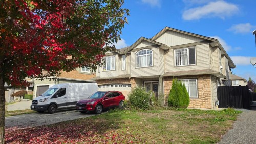 26905 25a Avenue  Langley, BC V4W 4A2