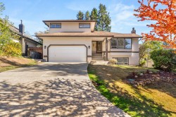 832 165 Street Surrey, BC V4A 9B9