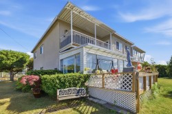 1040 Parker Street White Rock, BC V4B 4R7