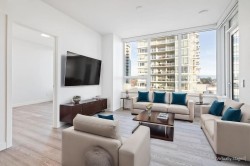 1002-1441 Johnston Road White Rock, BC V4B 3Z4