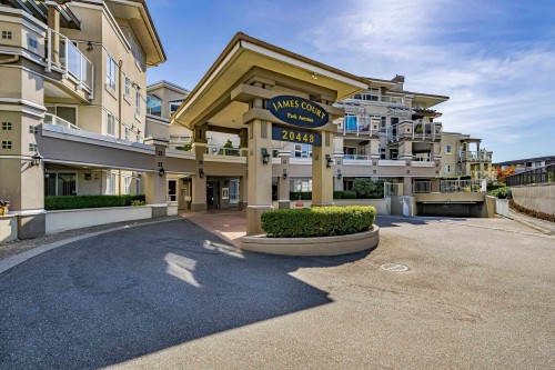 401-20448 Park Avenue  Langley, BC V3A 4N3