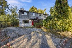6284 Morgan Place Surrey, BC V3S 5B9