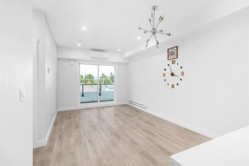 4xx-14438 72 Avenue , Surrey, BC V3S 0B6 4