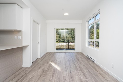420-13968 Laurel Drive , Surrey, BC V3T 1A8 5