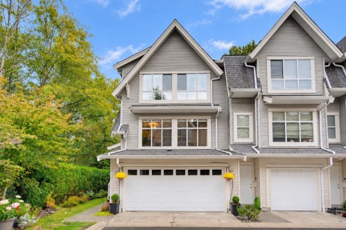 72-6450 199 Street  Langley, BC V2Y 2X1