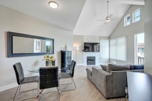 4th floor-15350 16a Avenue , Surrey, BC V4A 1S9