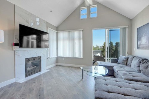 4th floor-15350 16a Avenue , Surrey, BC V4A 1S9 2