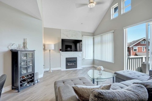 4th floor-15350 16a Avenue , Surrey, BC V4A 1S9 3