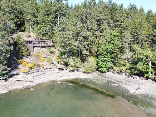 232&234 Spinnaker Drive, Mayne Island, BC 