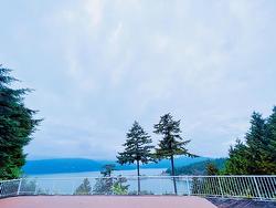 6177 NELSON AVENUE  West Vancouver, BC V7W 2A1