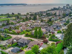 672 11TH STREET  West Vancouver, BC V7T 2L8