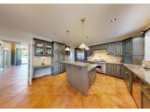 467 W Kings Road, North Vancouver, BC 