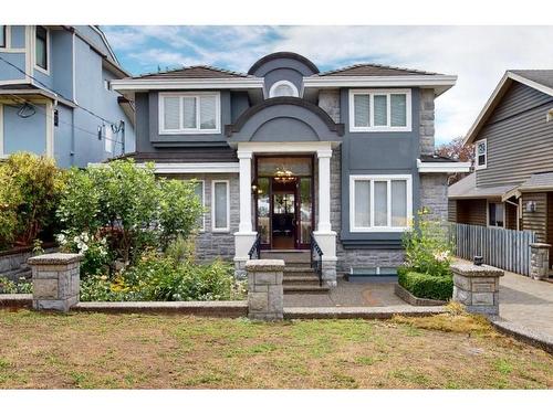 467 W Kings Road, North Vancouver, BC 