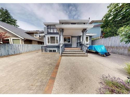 467 W Kings Road, North Vancouver, BC 