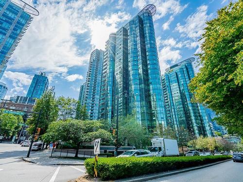 1204 555 Jervis Street, Vancouver, BC 
