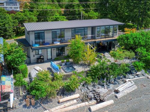 6823 Sunshine Coast Highway, Sechelt, BC 