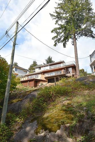 9217 Regal Road, Halfmoon Bay, BC 