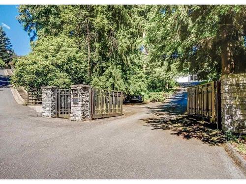 865 Highland Drive, West Vancouver, BC 