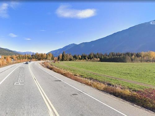 1692 Highway 99, Pemberton, BC 