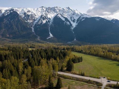 1692 Highway 99, Pemberton, BC 