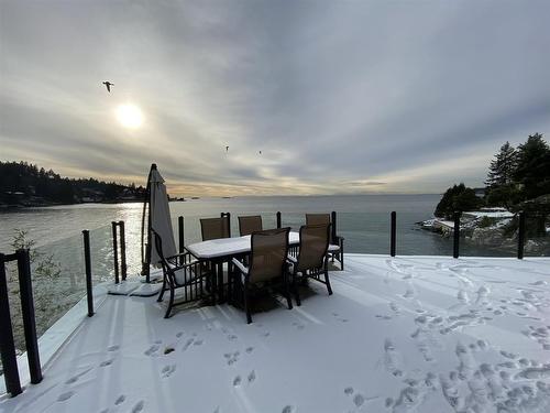 5806 Eagle Island, West Vancouver, BC 