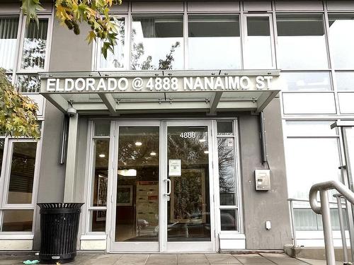 302 4888 Nanaimo Street, Vancouver, BC 