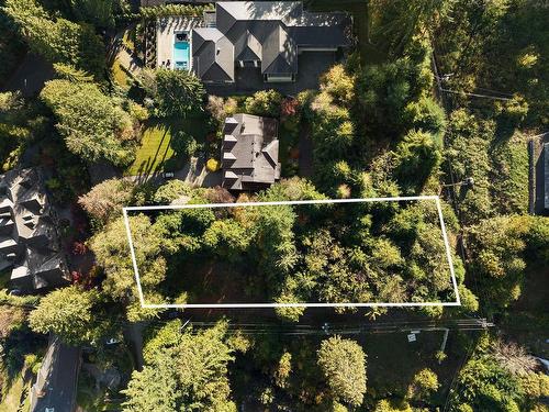 575 Robin Hood Road, West Vancouver, BC 