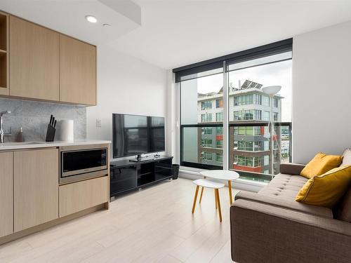 1103 1768 Cook Street, Vancouver, BC 