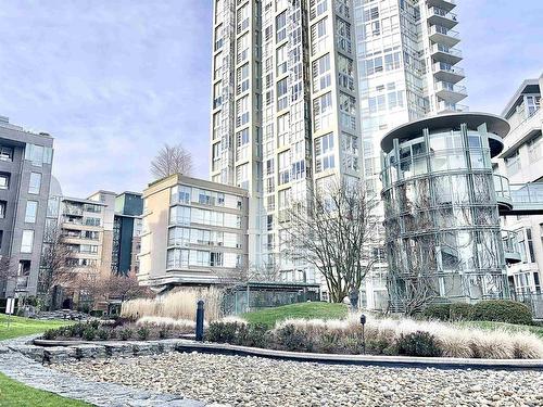 2001 1228 Marinaside Crescent, Vancouver, BC 