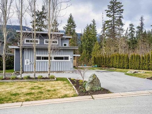 1087 Madeley Place, Whistler, BC 