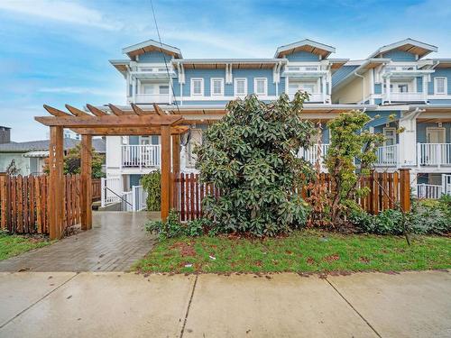 4795 Slocan Street, Vancouver, BC 