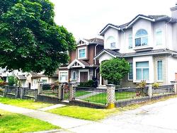 5323 DUMFRIES STREET  Vancouver, BC V5P 3A3