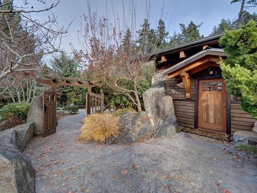 9979 Welcome Wynd, Halfmoon Bay, BC 