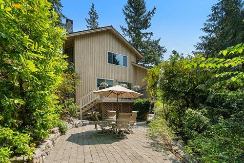 5707 Bluebell Drive, West Vancouver, BC 