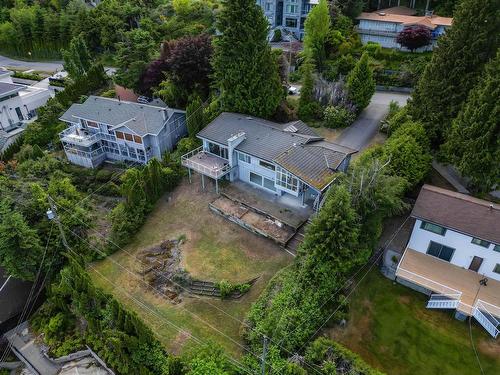 1031 Millstream Road, West Vancouver, BC 
