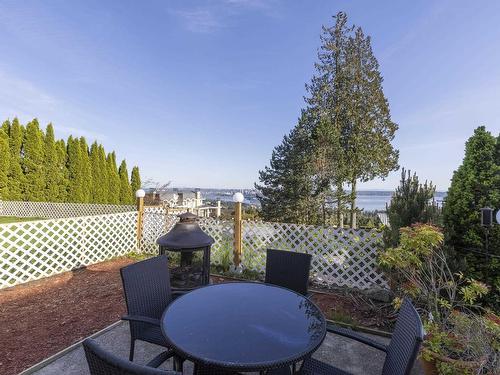 2206 Westhill Drive, West Vancouver, BC 
