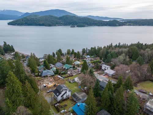 531 Central Avenue, Gibsons, BC 