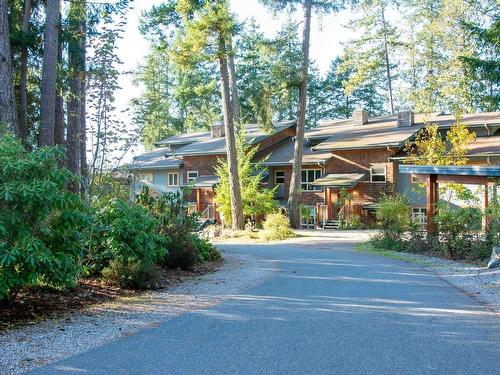 30C 12849 Lagoon Road, Madeira Park, BC 