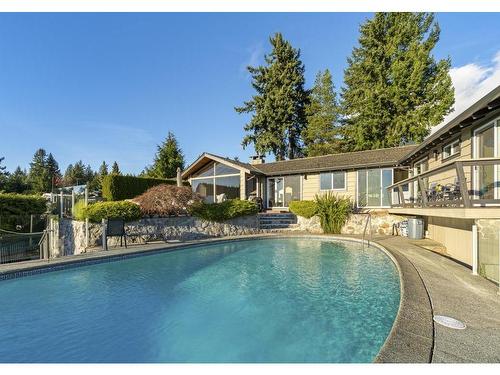 4570 Woodgreen Court, West Vancouver, BC 