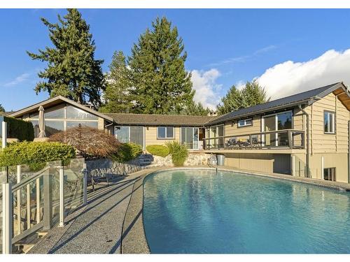 4570 Woodgreen Court, West Vancouver, BC 