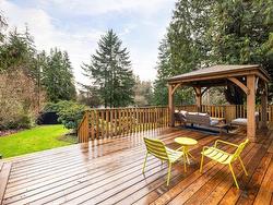 415 HADDEN DRIVE  West Vancouver, BC V7S 1G1