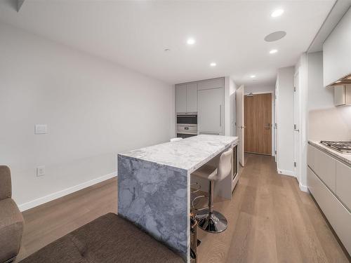 1902 7433 Cambie Street, Vancouver, BC 