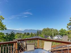 4095 CROWN CRESCENT  Vancouver, BC V6R 2A8