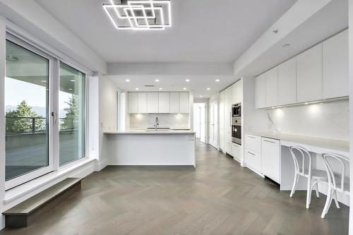 403 4675 Cambie Street, Vancouver, BC 