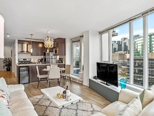 1703 188 Keefer Place, Vancouver, BC 