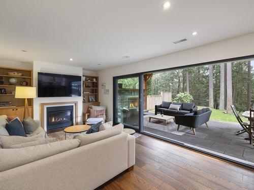 5714 Bluebell Drive, West Vancouver, BC 