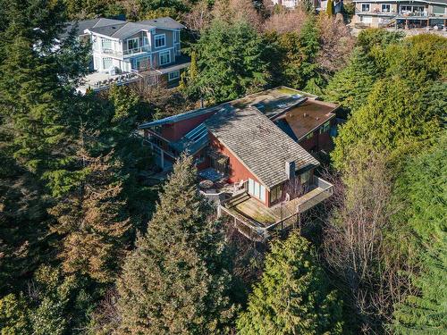 568 St. Andrews Place, West Vancouver, BC 