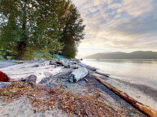942 Trant Road, Gibsons, BC 