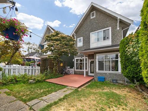 147 Phillips Street, New Westminster, BC 